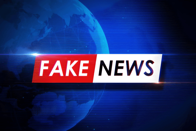 Symbolbild für eine Fortbildung zur Medienkompetenz, die Fake News zum Thema hat. Das Bild zeigt das Imagebild einer Nachrichtensendung mit dem Titel: "Fake News".
