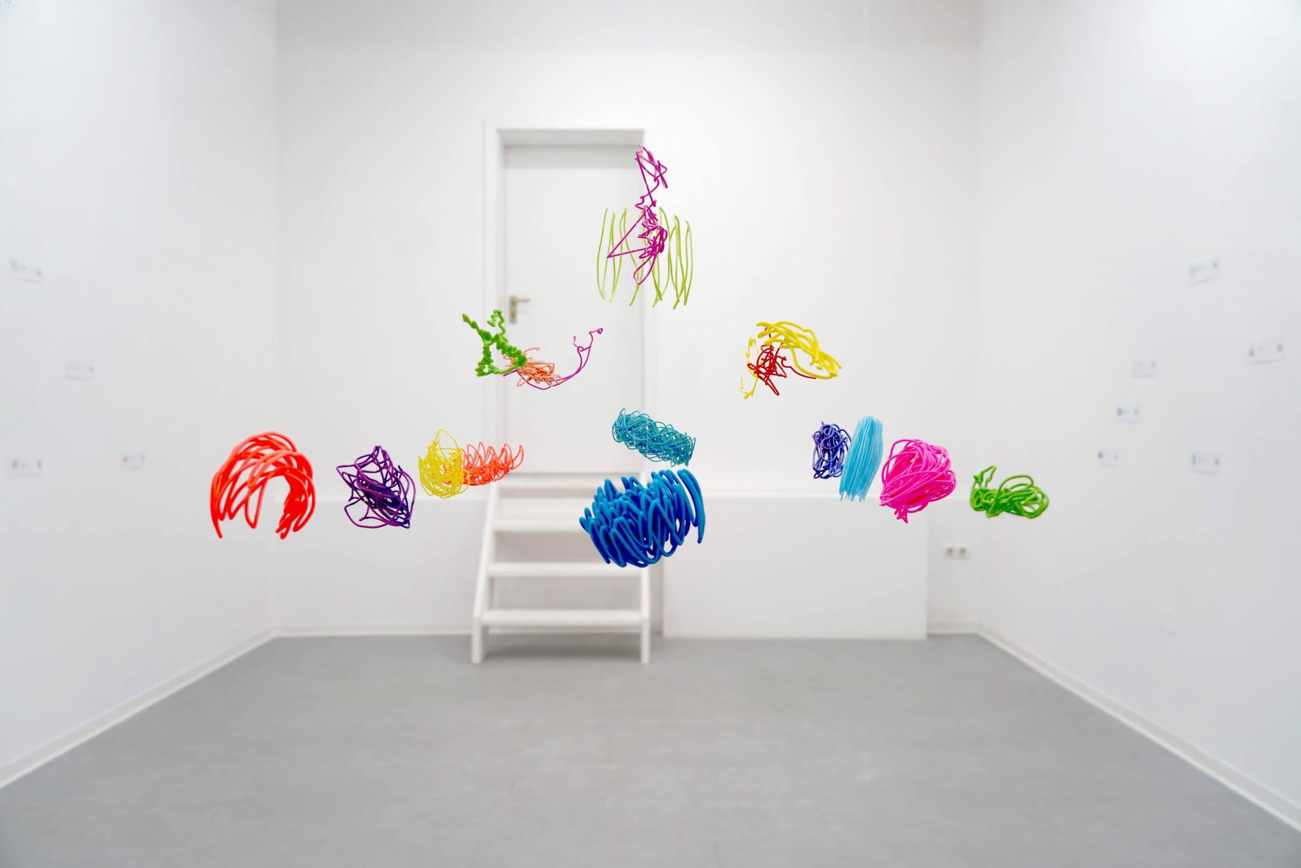 ausstellungsansicht-neudeli_gestische_plastik-5037x3360